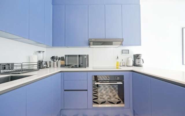 w Cozy 2BR in Plaza Herrera