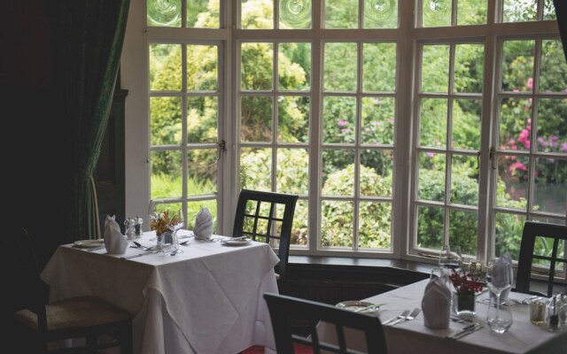 Mere Court Hotel & Conference Centre