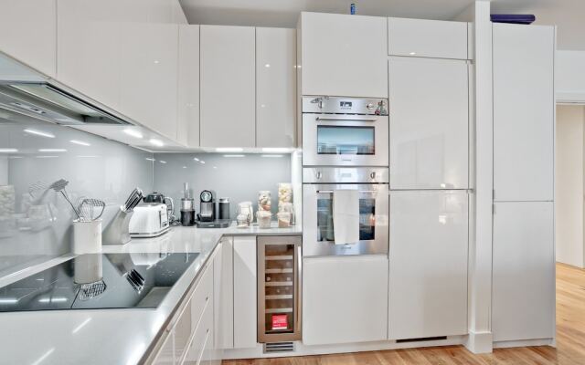 2 Bedroom Maida Vale Apartment With Patio