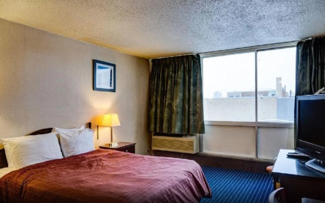 University Hotel and Suites