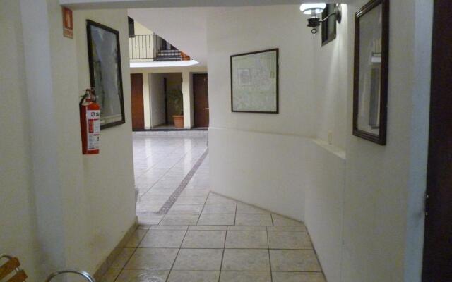Uke Inn Hotel & Suites