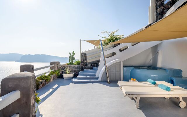 Thirea Suites Oia Sanatorini