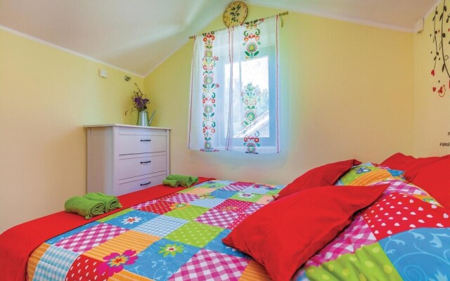 Beautiful home in Polje w/ 2 Bedrooms