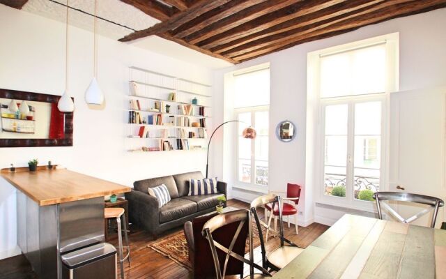 The Haut Marais Bijou - Dn01