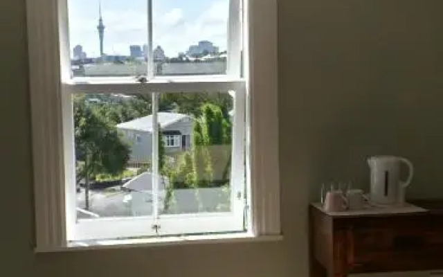 Western Springs Villa to Auckland Central Heritage Villa