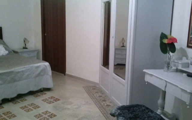 Neeton - Noto Bed&Breakfast