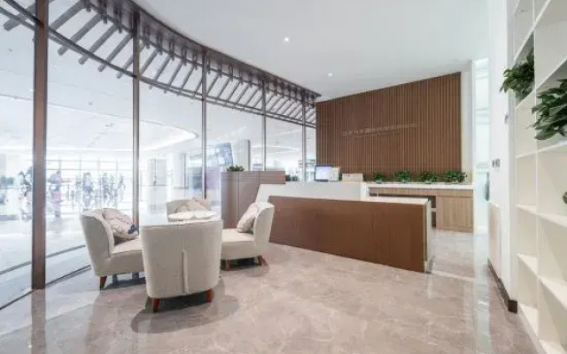 Tianfu Joyhub Air Hotel