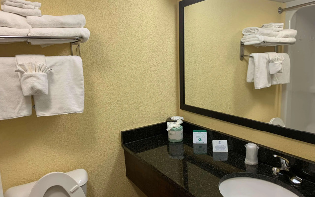 Best Western Ocean Sands Beach Resort