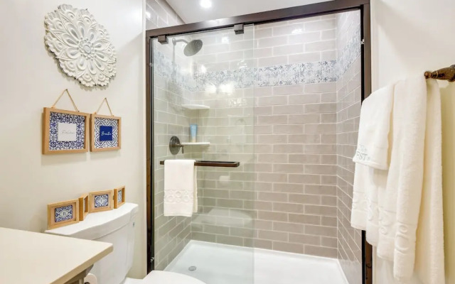 Waterfront Maryland Vacation Home: Private Beach!