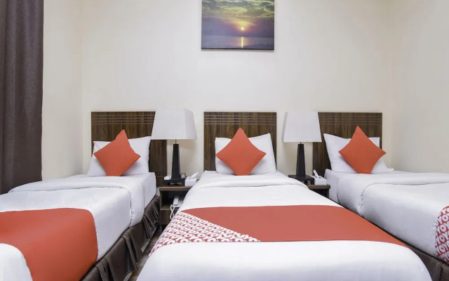 OYO 153 Odessa Hotel