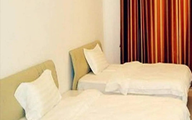 eStay Residence - Guangzhou Peace World Plaza