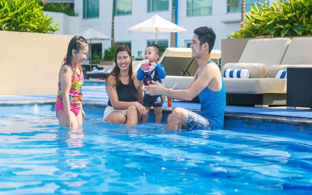 Novotel Manila Araneta City Hotel