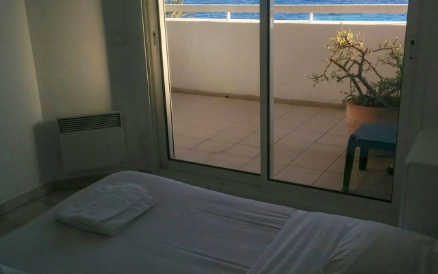 Happy Few - Le Sea View