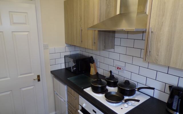 Thornbury Apartments