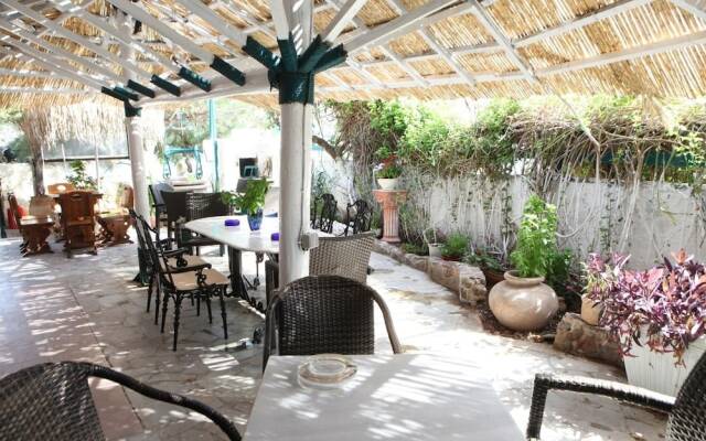 Mantas Bay Apartments