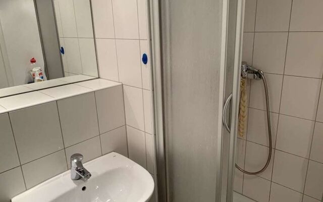 AB Apartment 127