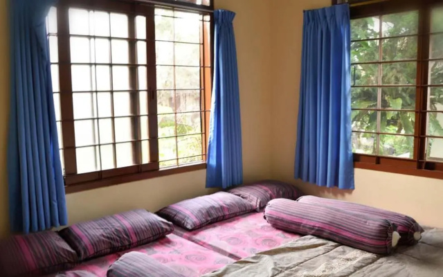 Villa Kota Bunga Ade Type Jepang - 0220 – Guest Rooms – Jakarta