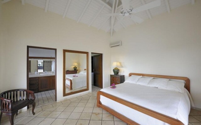 Villa With 5 Bedrooms in Saint Martin, With Wonderful sea View, Privat