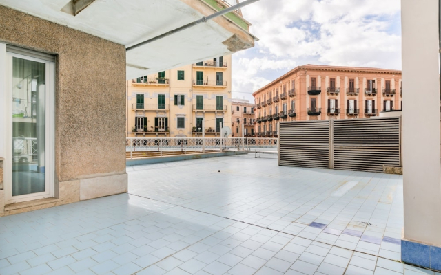 Grattacielo Ina Apartments