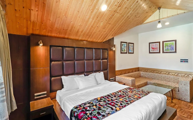 Opera Inn by OYO Rooms