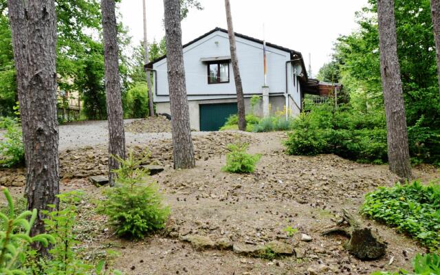 Cosy chalet in Barvaux with fenced garden