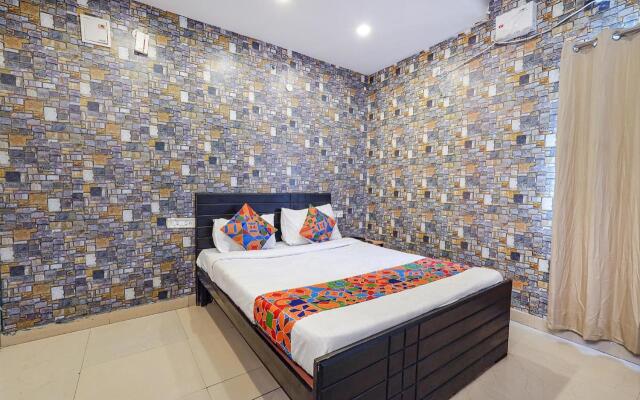 Fabexpress Kings Suites
