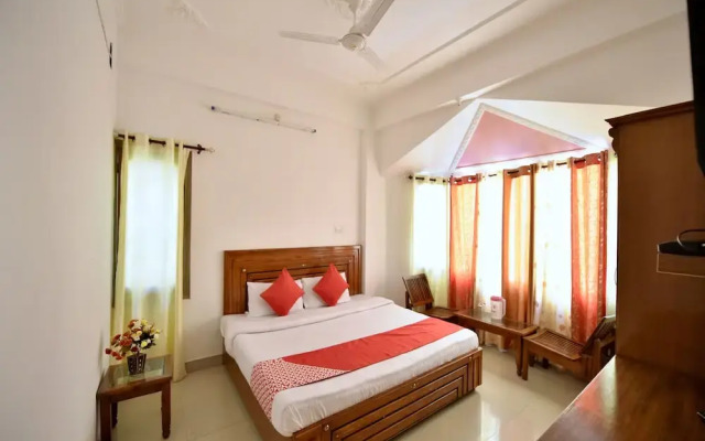 Oyo 12825 Omkara Homestay