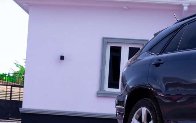 Elegant Guest House-WAF Jos