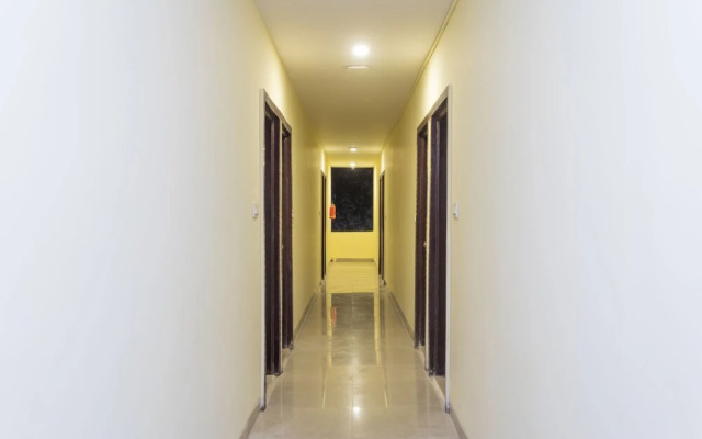 OYO Flagship 33019 Sartaaj