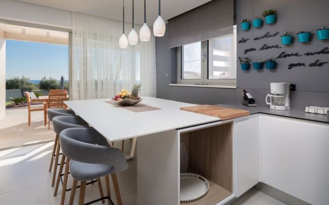 Luxury Villa Cinderella with Swimming Pool