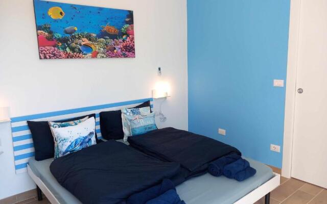 FARO vicino al mare by BluDiPietraLigure