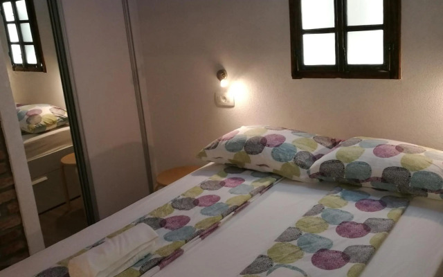 Traditional Piran studio