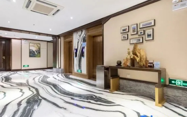 Penglai Hotel (Penglai Pavilion Scenic Area Pengchangke Port Branch)