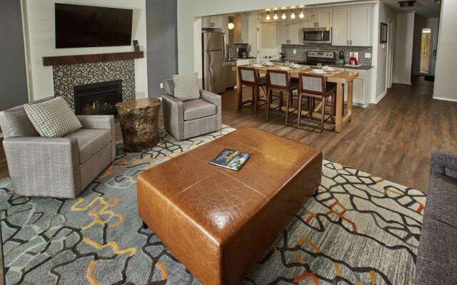 Grand Geneva Luxury Resort & Convention Center