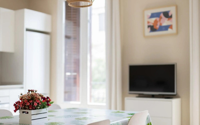 ApartEasy - Family 4-Bedroom Apartment