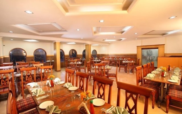 Hotel Lakeview Ooty