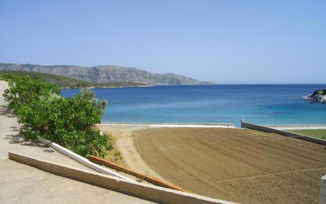 Villa Glyfos
