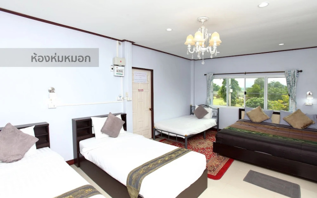 Hueanwaddkhian Resort