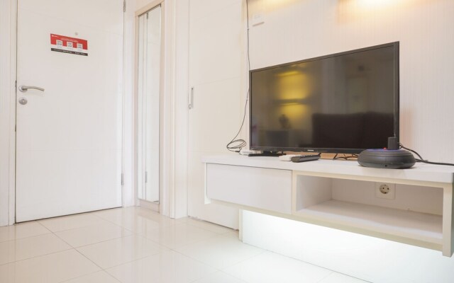 Comfort Living And Minimalist 1Br At Bassura City Apartment