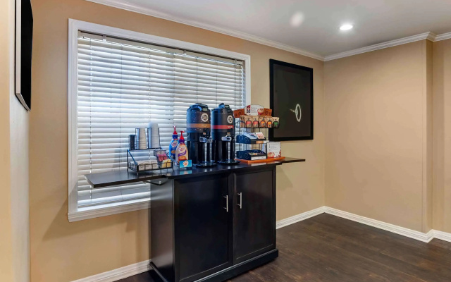 Extended Stay America Suites Los Angeles Monrovia