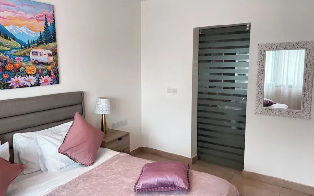 Sky Suites Airport