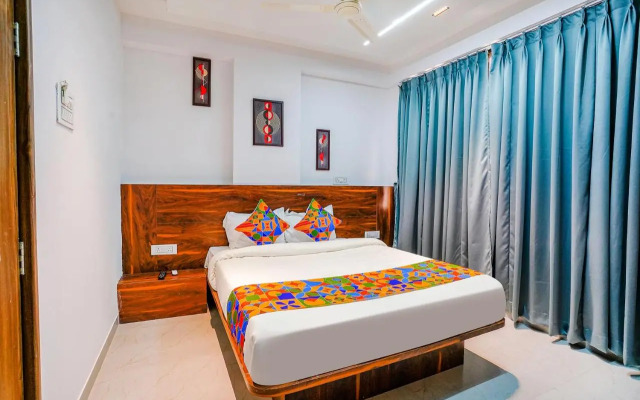 Fabhotel Crystal Inn