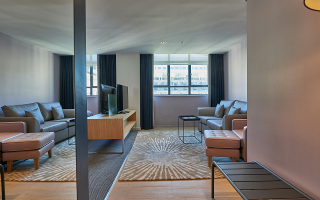 Apex City of London Hotel