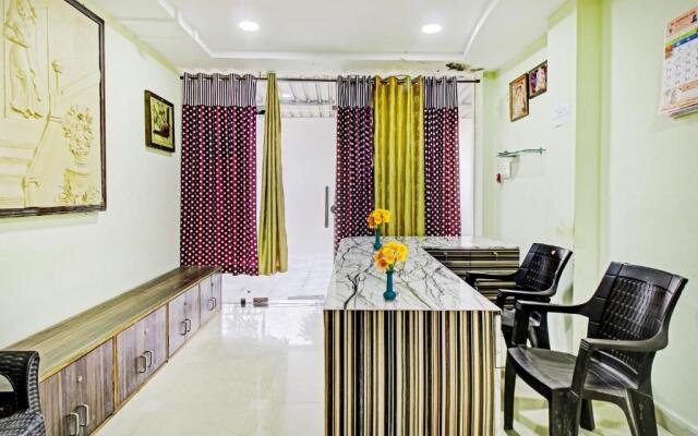 Oyo Flagship 93139 Green Lodging And Boarding