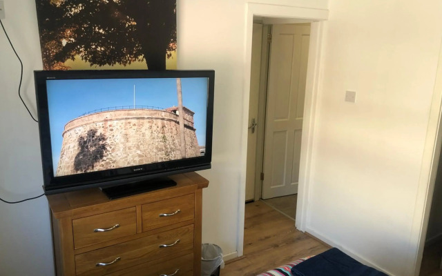 Central Lisburn Duplex Apartment