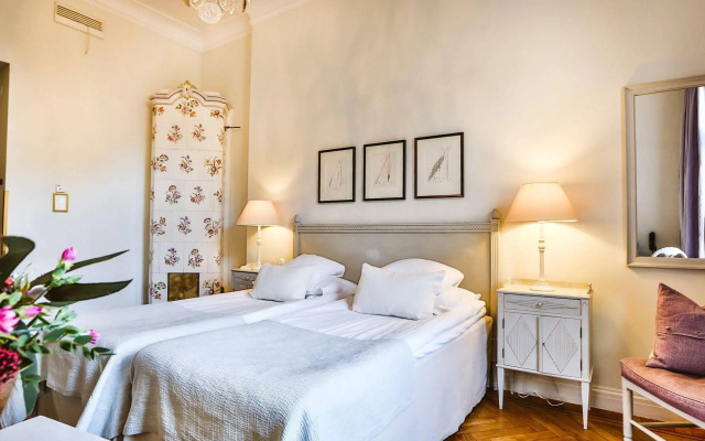 The Sparrow Hotel