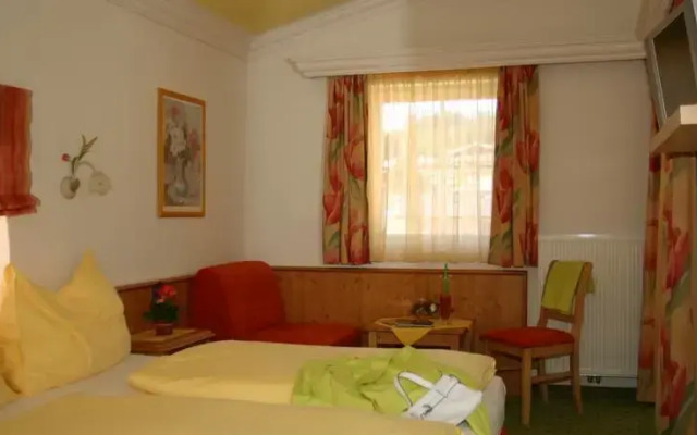 Hotel Garni Hüttl Bernd