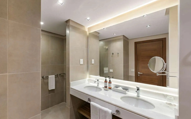 Palmaroga Hotel Asuncion, Tapestry Collection by Hilton