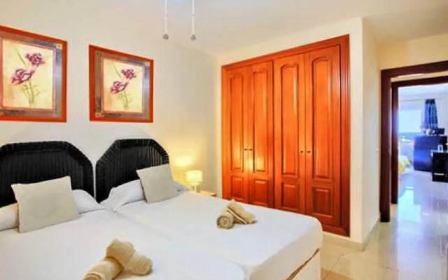 Belvilla by OYO Apartamento Sol y Paraaso II
