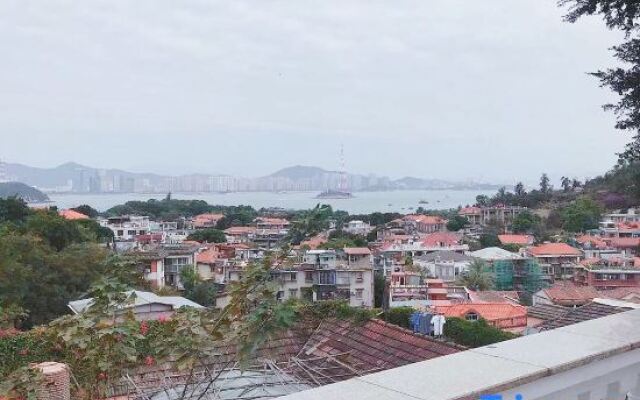 Xinyaqi Sea View Villa